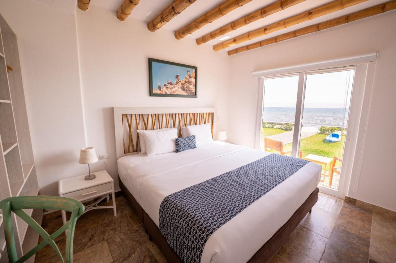 Atoq Paracas Reserva Exterior foto